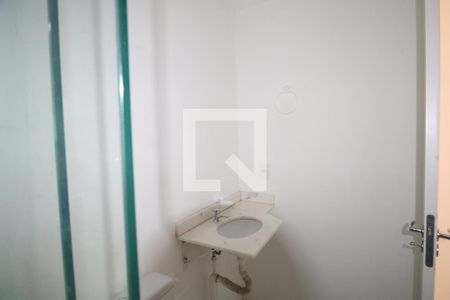 Banheiro de apartamento para alugar com 2 quartos, 50m² em São José, Canoas