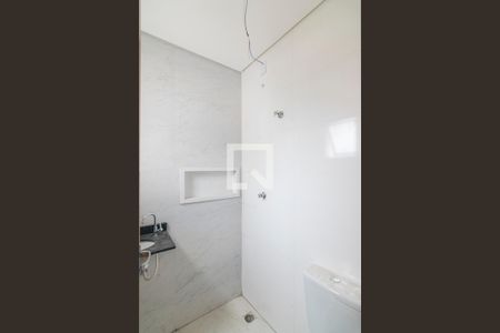 Apartamento à venda com 93m², 2 quartos e 1 vaga Apartamento à venda com 93m², 2 quartos e 1 vagaBanheiro da Suite