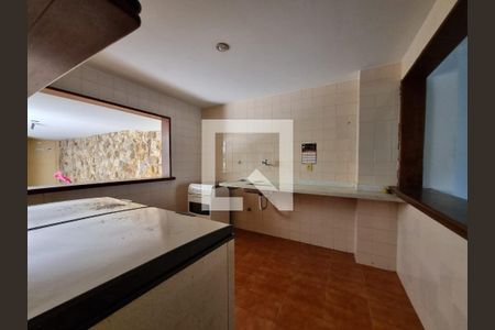 Apartamento à venda com 680m², 6 quartos e 4 vagasSalão de Festas Cozinha