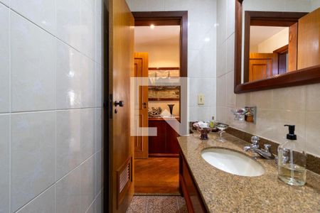 Apartamento à venda com 680m², 6 quartos e 4 vagasLavabo