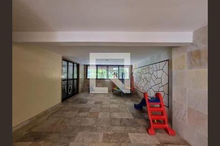 Apartamento à venda com 680m², 6 quartos e 4 vagasÁrea comum - Playground