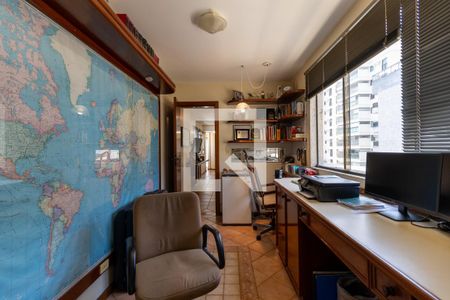 Apartamento à venda com 680m², 6 quartos e 4 vagasCobertura - Quarto 4