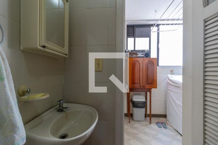 Apartamento à venda com 680m², 6 quartos e 4 vagasBanheiro de Serviço