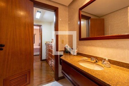 Apartamento à venda com 680m², 6 quartos e 4 vagasBanheiro Suite