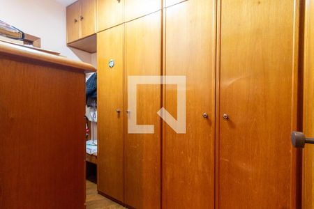 Apartamento à venda com 680m², 6 quartos e 4 vagasQuarto Suite 2 Closet