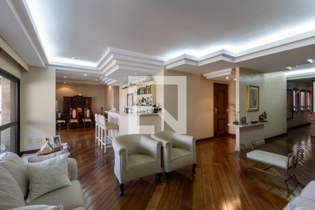 Sala de apartamento à venda com 6 quartos, 680m² em Tijuca, Rio de Janeiro