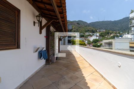 Apartamento à venda com 680m², 6 quartos e 4 vagasCobertura