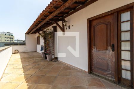 Apartamento à venda com 680m², 6 quartos e 4 vagasCobertura