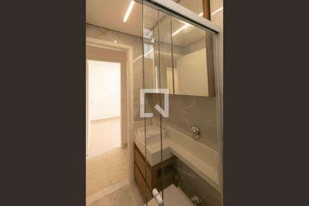 Apartamento à venda com 69m², 3 quartos e 1 vaga Apartamento à venda com 69m², 3 quartos e 1 vagaBanheiro Social