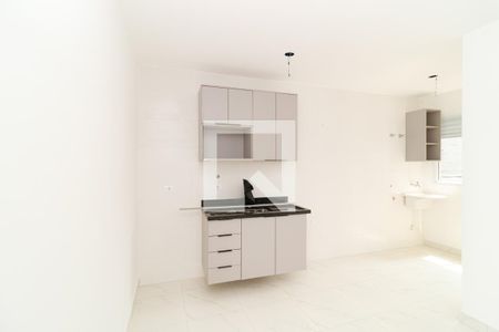 Cozinha de apartamento para alugar com 2 quartos, 49m² em Vila Mazzei, São Paulo