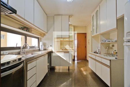 Apartamento à venda com 145m², 3 quartos e 3 vagasCozinha