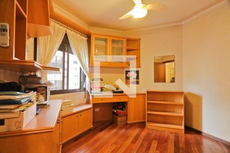 Apartamento à venda com 145m², 3 quartos e 3 vagasQuarto 2