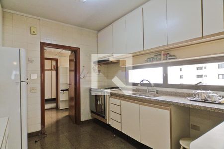 Apartamento à venda com 145m², 3 quartos e 3 vagasCozinha