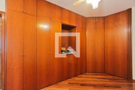 Apartamento à venda com 145m², 3 quartos e 3 vagasSuíte