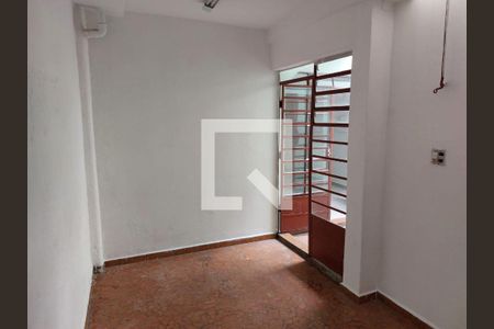 Foto 02 de casa à venda com 5 quartos, 250m² em Vila Brasilina, São Paulo