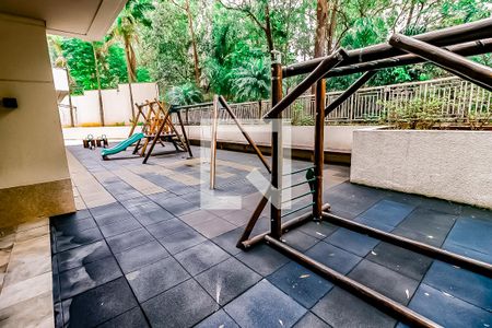 Apartamento para alugar com 109m², 2 quartos e 2 vagas Apartamento para alugar com 109m², 2 quartos e 2 vagasÁrea comum - Playground