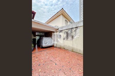 Casa à venda com 240m², 2 quartos e 2 vagasGaragem