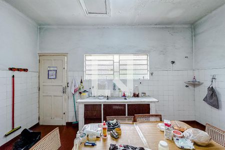 Casa à venda com 240m², 2 quartos e 2 vagasCozinha