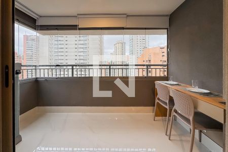 Varanda de kitnet/studio à venda com 1 quarto, 29m² em Chácara Klabin, São Paulo