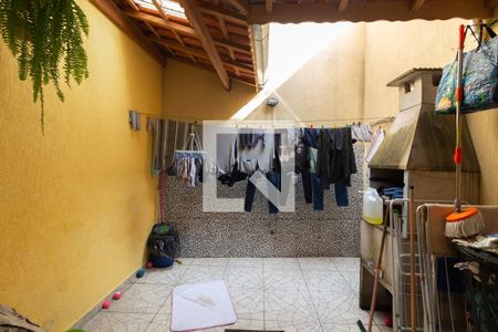 Casa à venda com 110m², 3 quartos e 2 vagasÁrea de Serviço