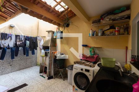 Casa à venda com 110m², 3 quartos e 2 vagasÁrea de Serviço