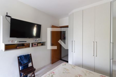 Casa à venda com 110m², 3 quartos e 2 vagasSuíte