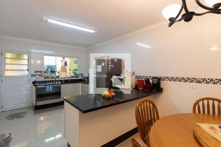 Casa à venda com 110m², 3 quartos e 2 vagasCozinha