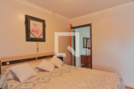 Casa à venda com 143m², 3 quartos e 4 vagasSuíte