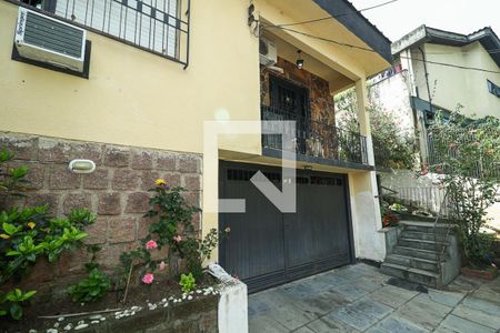 Casa para alugar com 150m², 2 quartos e 2 vagasFachada