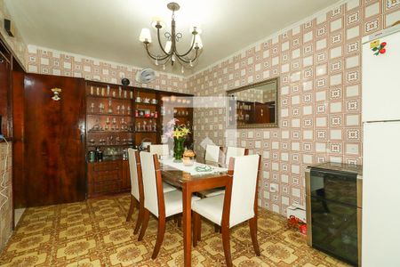 Casa para alugar com 150m², 2 quartos e 2 vagasCozinha