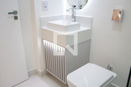 Apartamento à venda com 124m², 3 quartos e 1 vagaBanheiro da Suíte 1