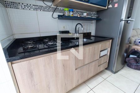 Apartamento para alugar com 40m², 2 quartos e sem vaga Apartamento para alugar com 40m², 2 quartos e sem vagaCozinha - Armários