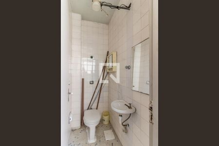 Apartamento à venda com 314m², 4 quartos e 2 vagasBanheiro de Serviço