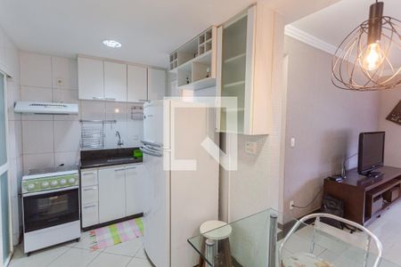 Apartamento para alugar com 70m², 2 quartos e 1 vagaCozinha