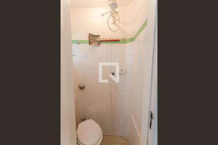 Apartamento para alugar com 70m², 2 quartos e 1 vagaBanheiro de Serviço