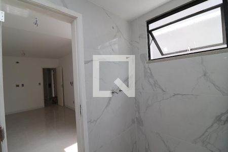Casa à venda com 250m², 3 quartos e 2 vagasBanheiro da Suíte 2