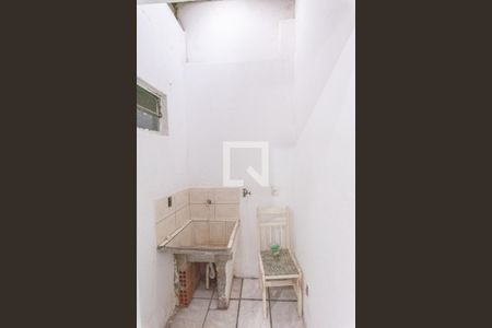 Casa à venda com 298m², 3 quartos e 3 vagasCasa 2- Área de Serviço