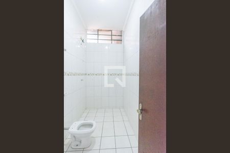 Casa à venda com 298m², 3 quartos e 3 vagasBanheiro 2