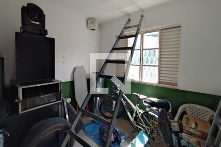 Casa à venda com 140m², 3 quartos e 3 vagasQuarto de Serviço