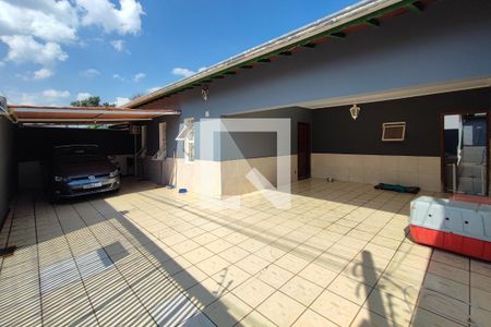 Casa à venda com 140m², 3 quartos e 3 vagasQuintal - Garagem