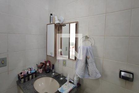 Casa à venda com 140m², 3 quartos e 3 vagasBanheiro Social