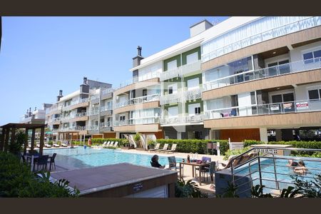 Apartamento para alugar com 70m², 2 quartos e 2 vagasPiscina principal