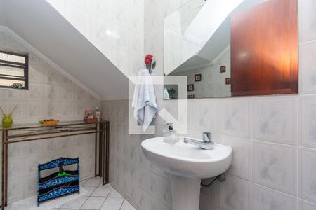 Casa à venda com 170m², 3 quartos e 2 vagasLavabo