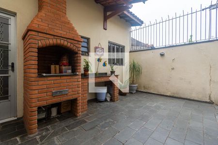 Casa à venda com 170m², 3 quartos e 2 vagasQuintal