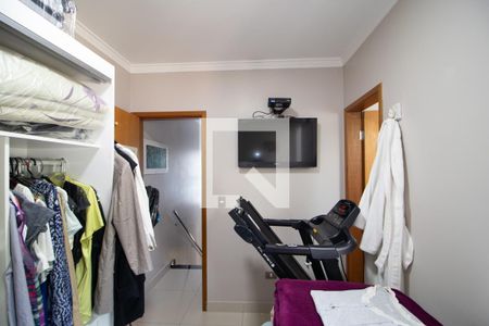Suite 1 de casa de condomínio à venda com 2 quartos, 70m² em Vila Nivi, São Paulo