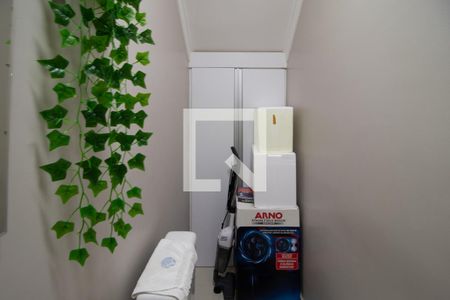Casa de condomínio à venda com 70m², 2 quartos e 1 vaga Casa de condomínio à venda com 70m², 2 quartos e 1 vagaLavabo