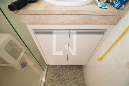 Casa de condomínio à venda com 70m², 2 quartos e 1 vaga Casa de condomínio à venda com 70m², 2 quartos e 1 vagaBanheiro da Suíte 2