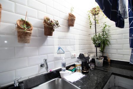 Casa de condomínio à venda com 70m², 2 quartos e 1 vaga Casa de condomínio à venda com 70m², 2 quartos e 1 vagaÁrea de Serviço