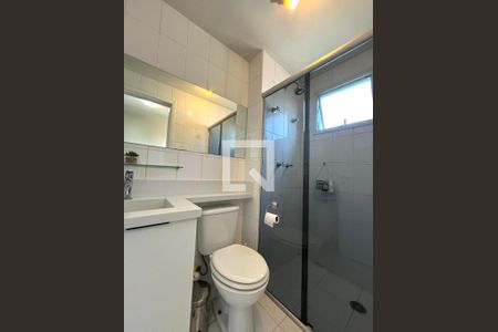 Apartamento para alugar com 60m², 2 quartos e 2 vagas Apartamento para alugar com 60m², 2 quartos e 2 vagasBanheiro da Suíte