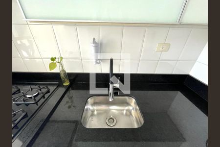 Apartamento para alugar com 60m², 2 quartos e 2 vagas Apartamento para alugar com 60m², 2 quartos e 2 vagasCozinha